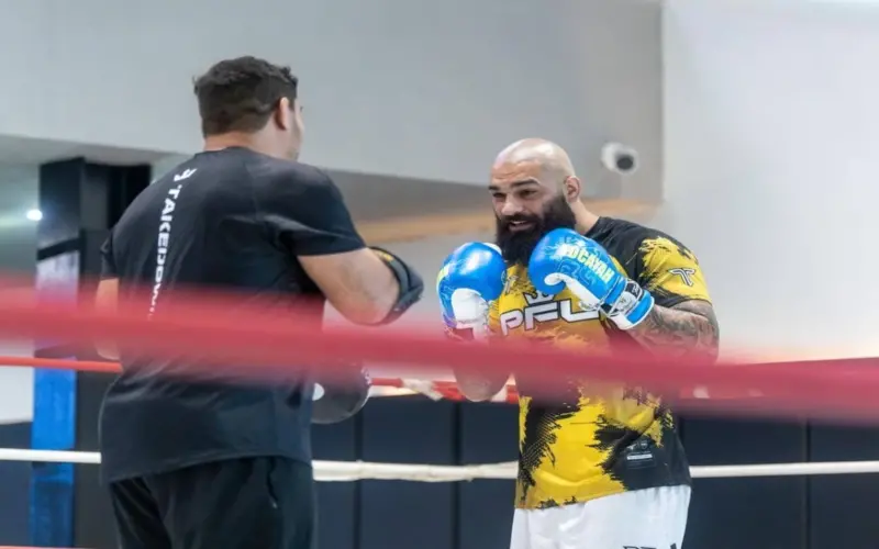 المقاتل بويا رحماني: من التجارب الصعبة إلى «الطريق إلى دبي»… والحزام هدفي
